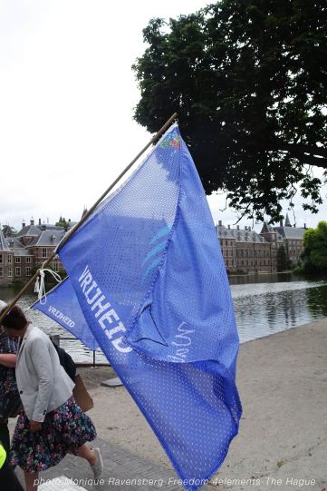 Freedom-210704-The-Hague-schelppad-water-flag